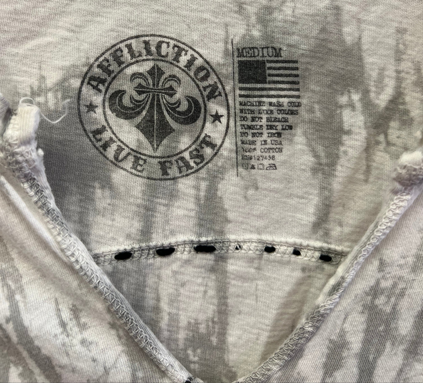 Affliction Live Fast Distressed Graphic Rhinestone Tee White Made in USA Size M