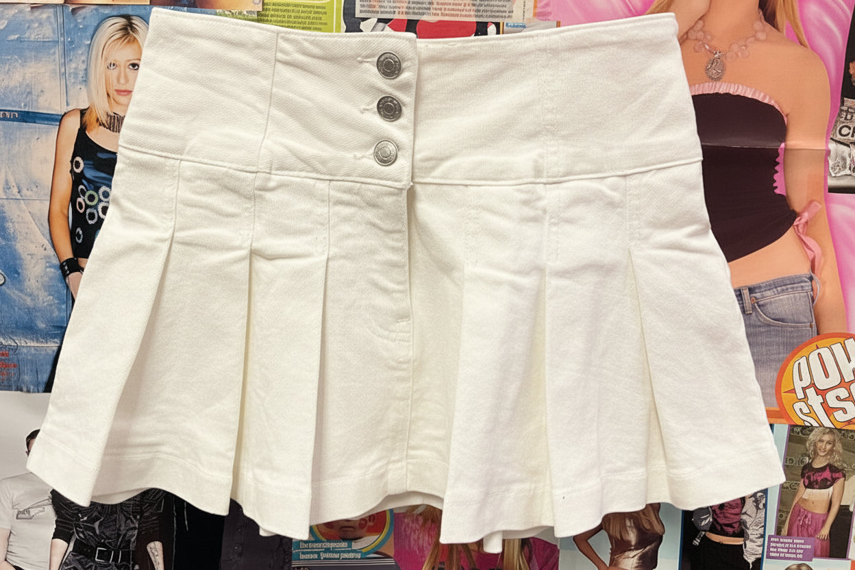 Y2K Style White Pleated Mini Skirt Size 6