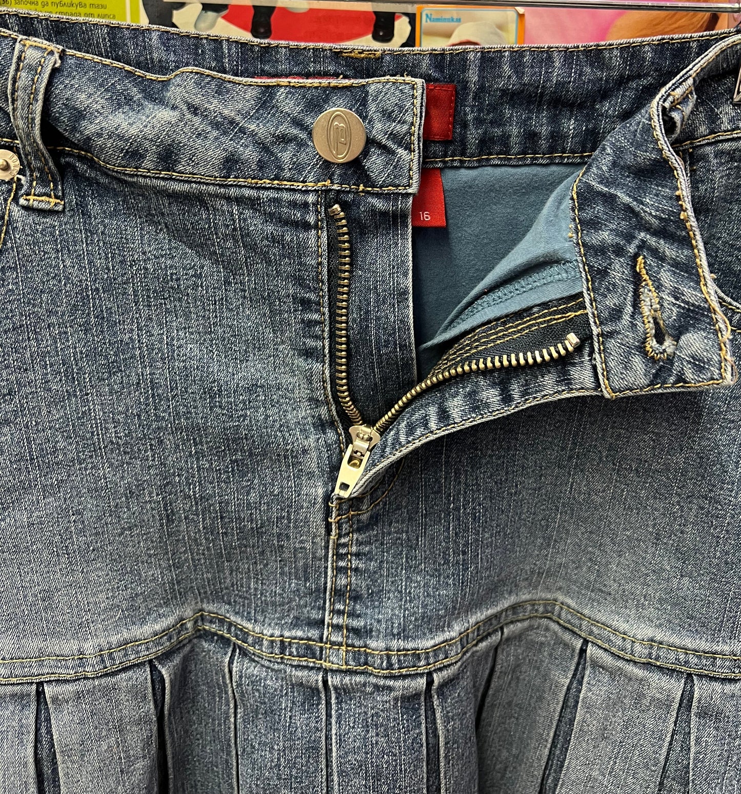 Vintage Y2K Pleated Denim Mini Skirt Size 16