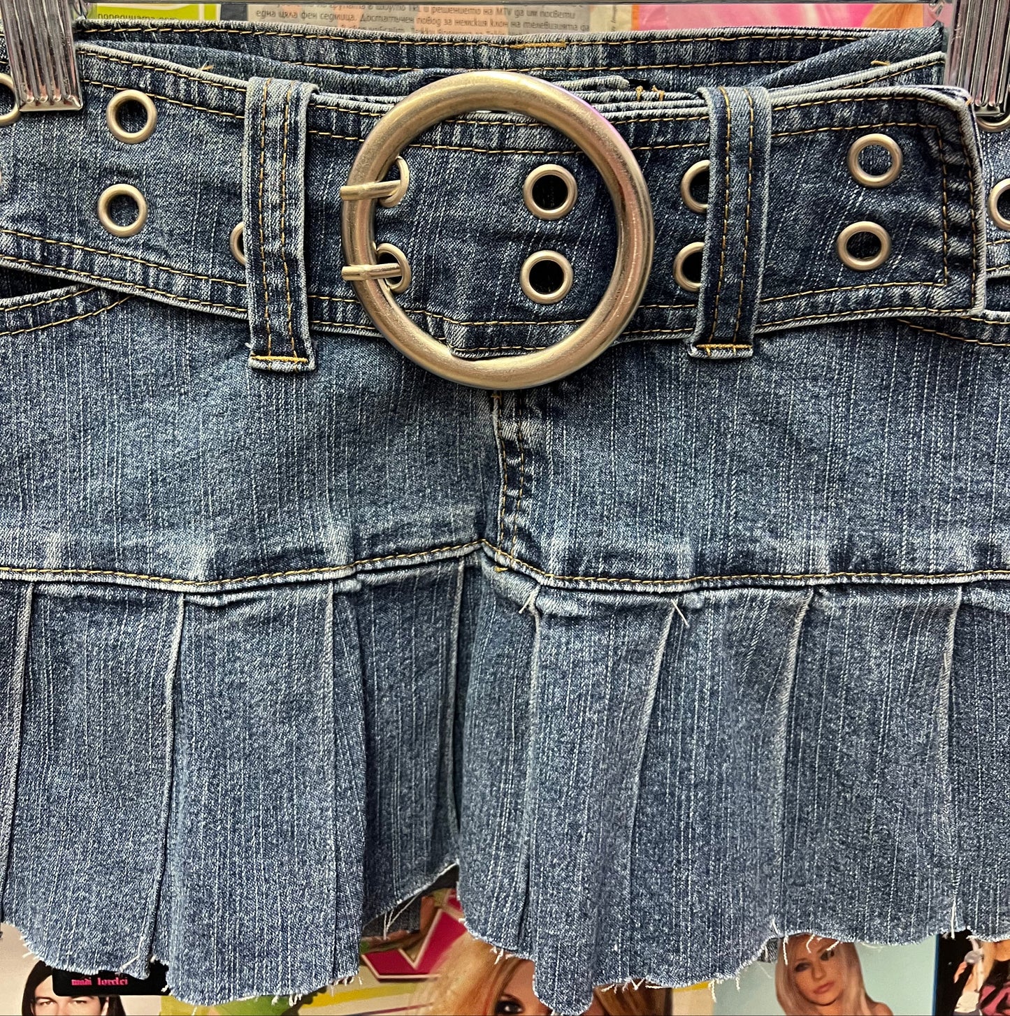 Vintage Y2K Pleated Belted Denim Mini Skirt Size 0