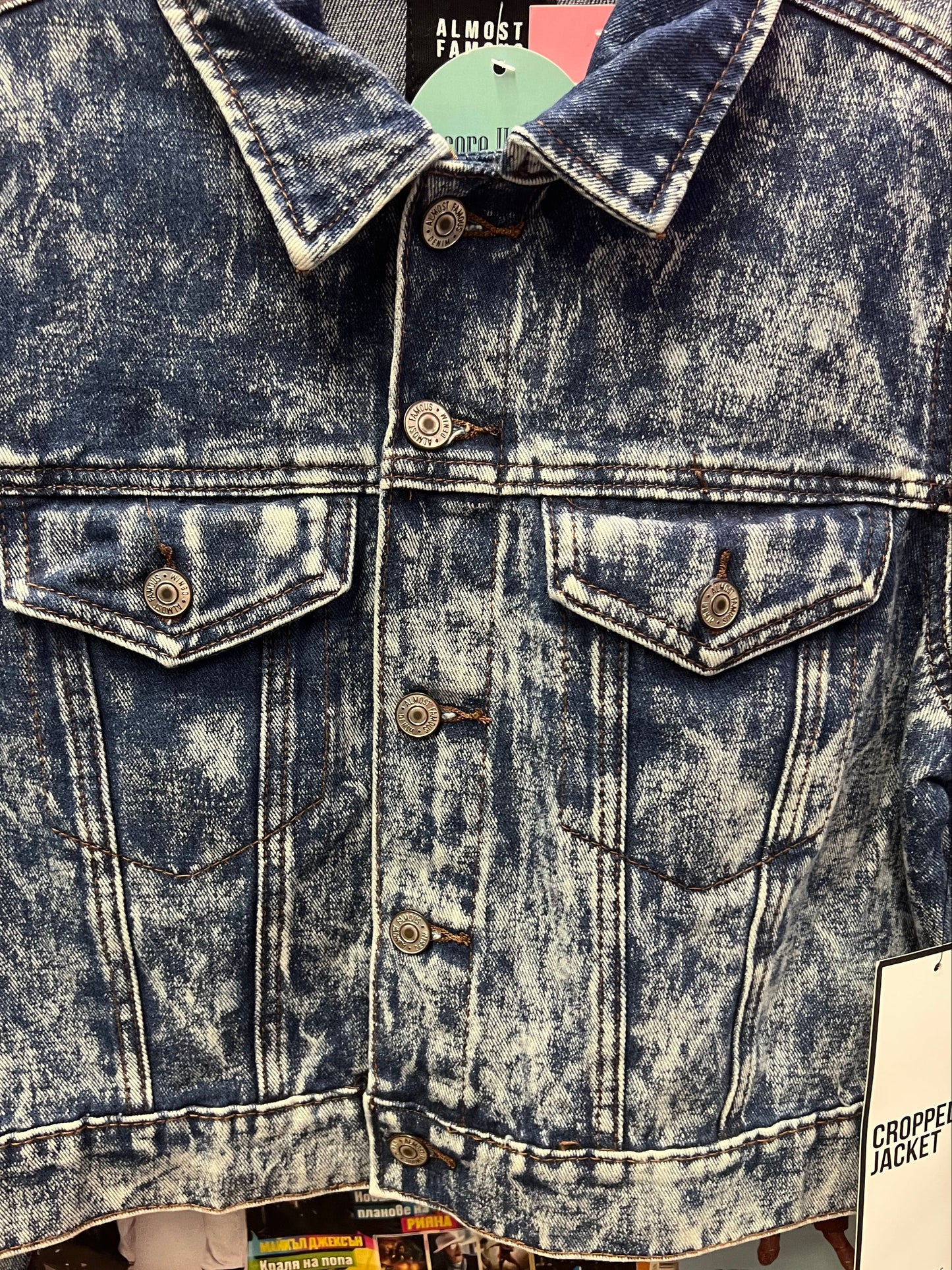 NWT Acid Wash Cropped Denim Jacket Size Medium