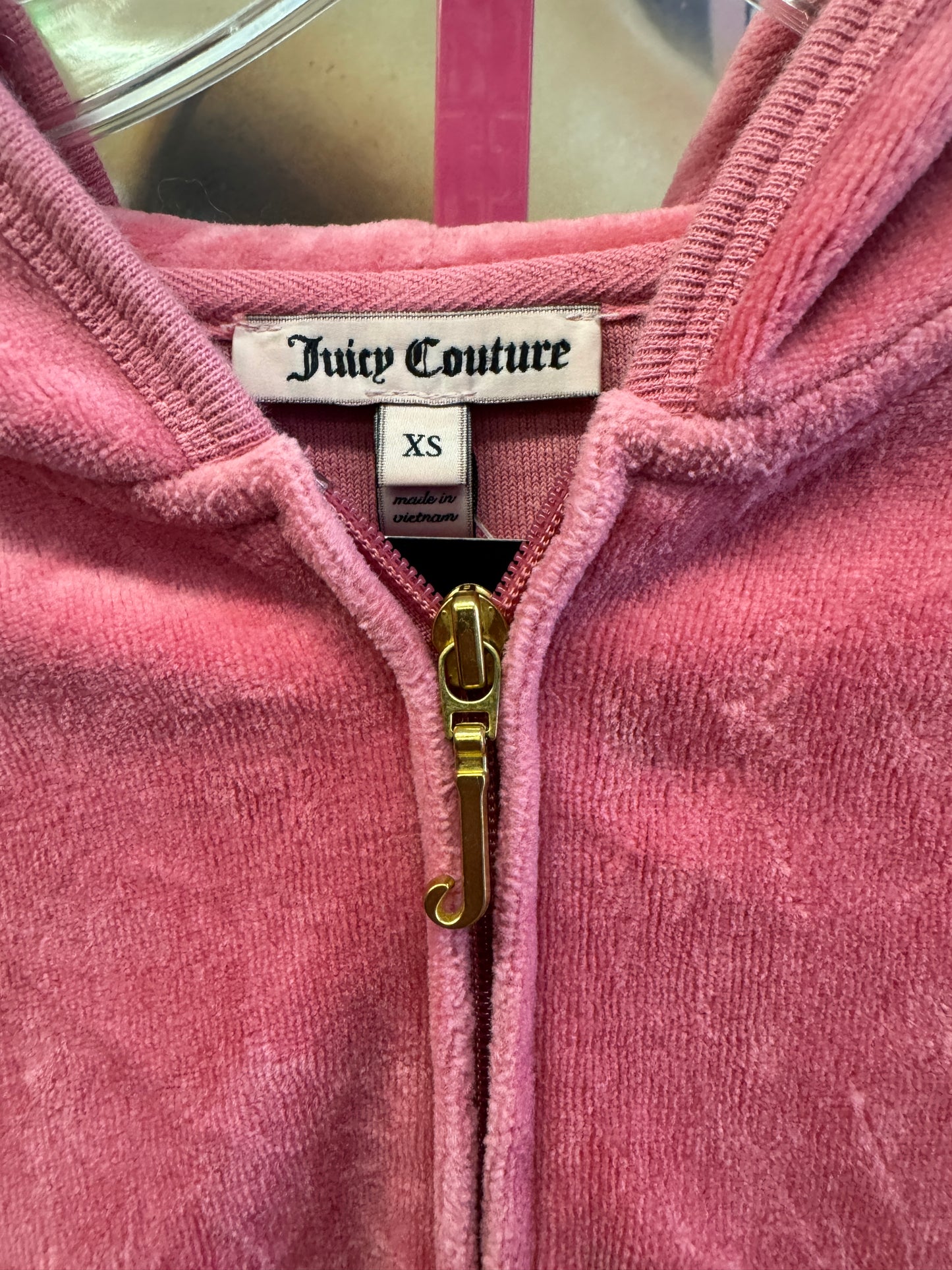 Vintage Juicy Couture Y2K Velour Zip Hoodie Pink Crest Logo Size XS (SKU010)