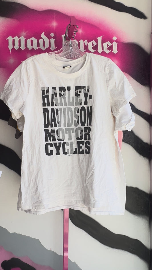 Women’s Fitted Tees Bundle (8 Pieces) Harley-Davidson Santa Cruz Carhartt Grade A–B NWT Mix