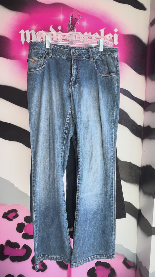 Women’s Jeans Bundle (8 Pieces) Rocawear American Eagle Grade A–B